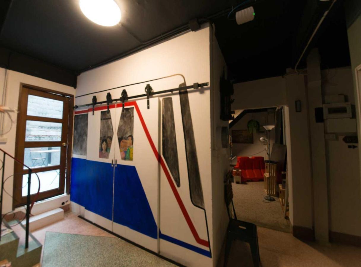 Teegether Hostel Bangkok Exterior foto
