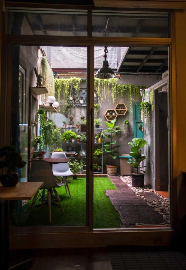 Teegether Hostel Bangkok Exterior foto