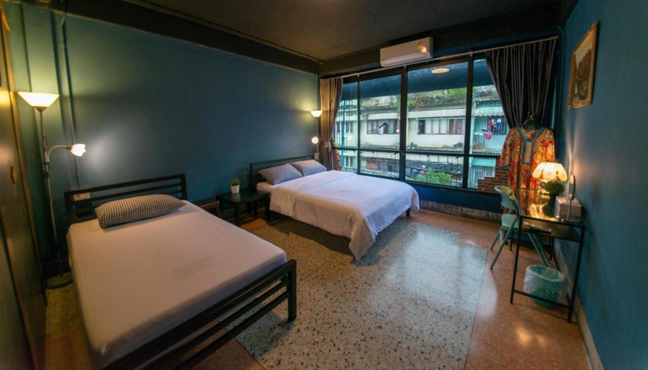 Teegether Hostel Bangkok Exterior foto